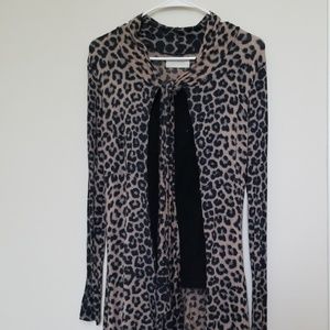 Leopard printed cardigan with front tie